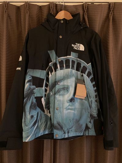 Supreme x The North Face Statue of Liberty Mountain Jacket "Black"
