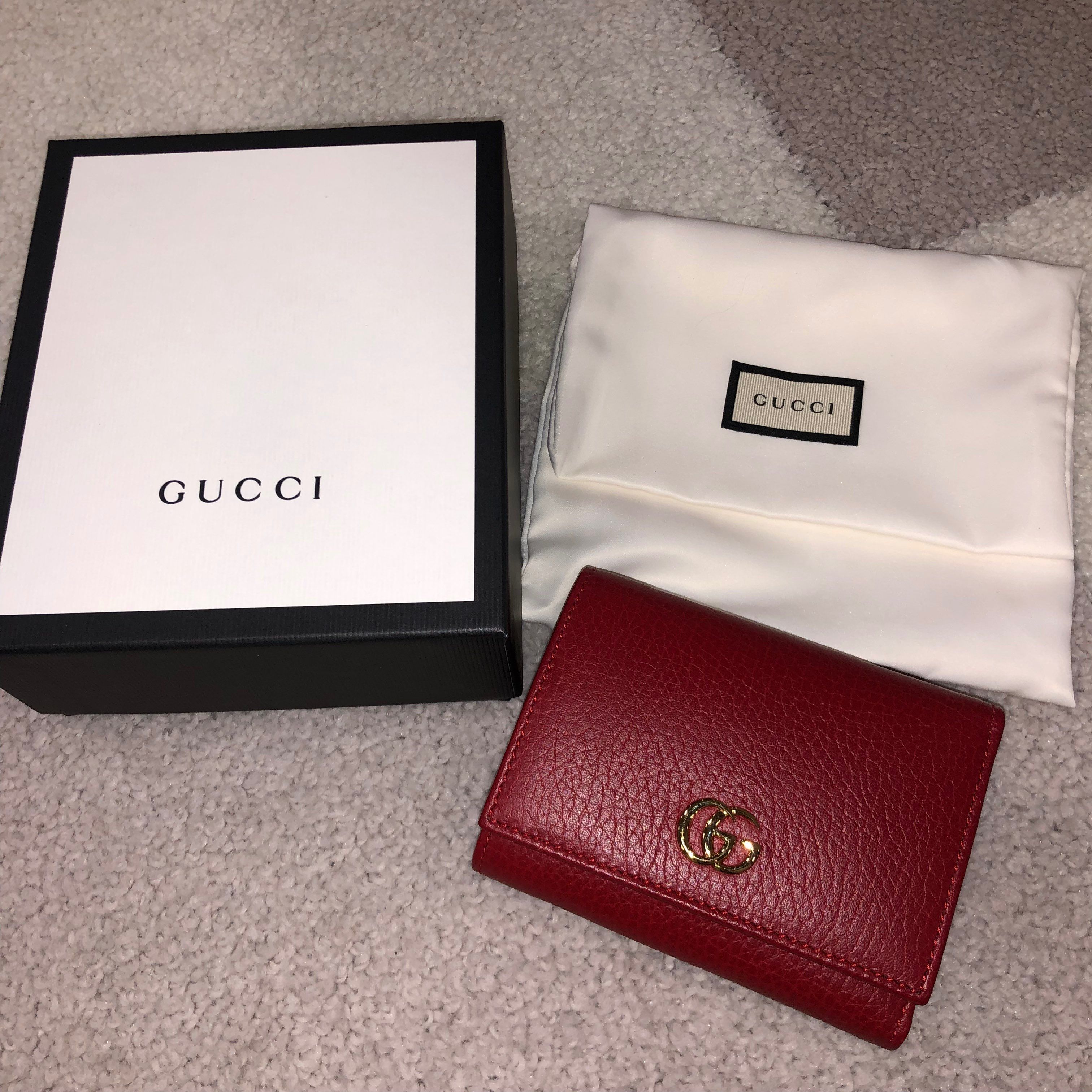 GUCCI GG Marmont Medium Wallet "Red"