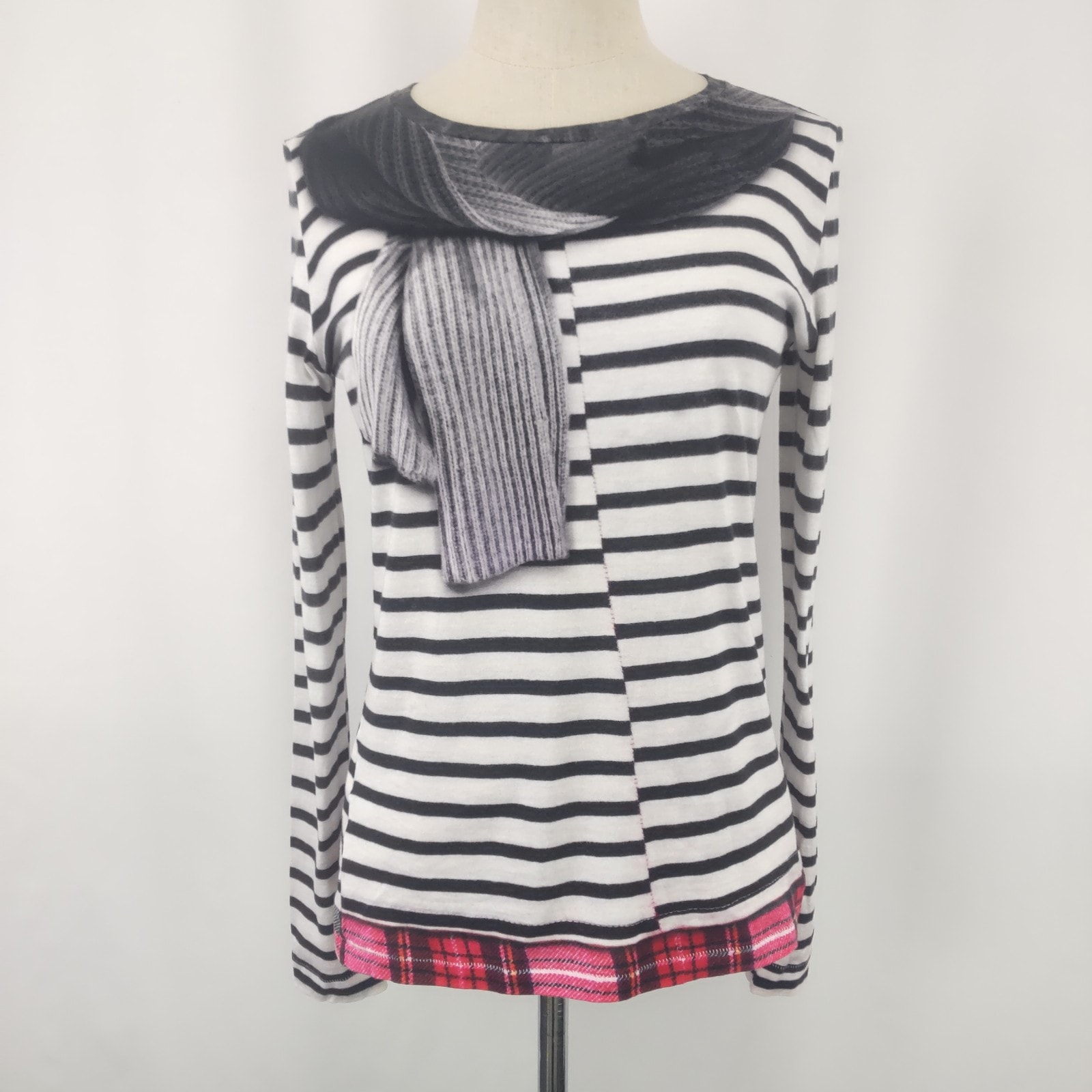 美品★Paul Smith/Paul T【ポール・スミス】 長袖Tシャツ 【レディースS/白×グレー/トリックアート マフラー柄】Tops/Shirts◆BJ002-d