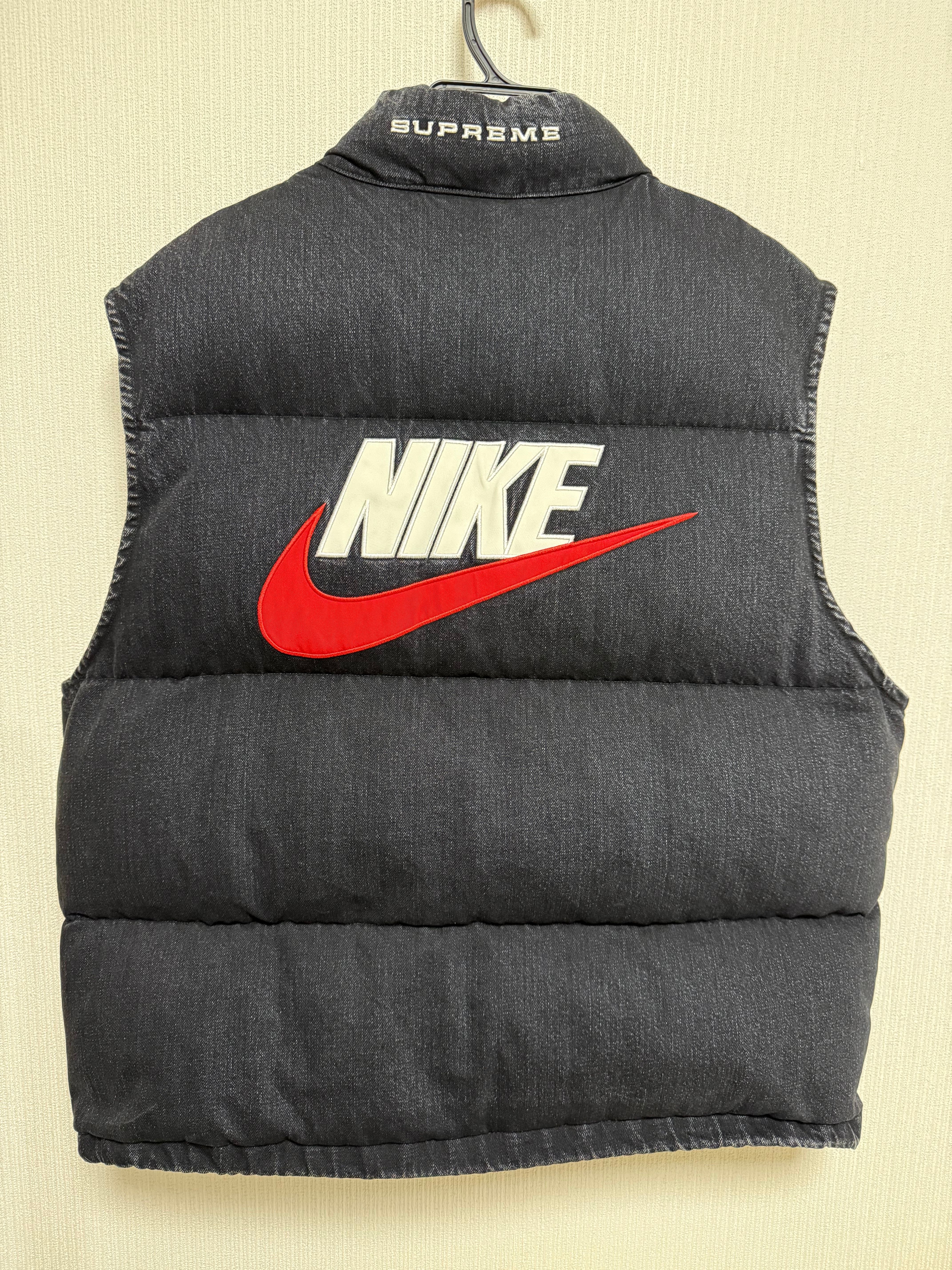 Supreme x Nike Denim Puffer Vest "Black"
