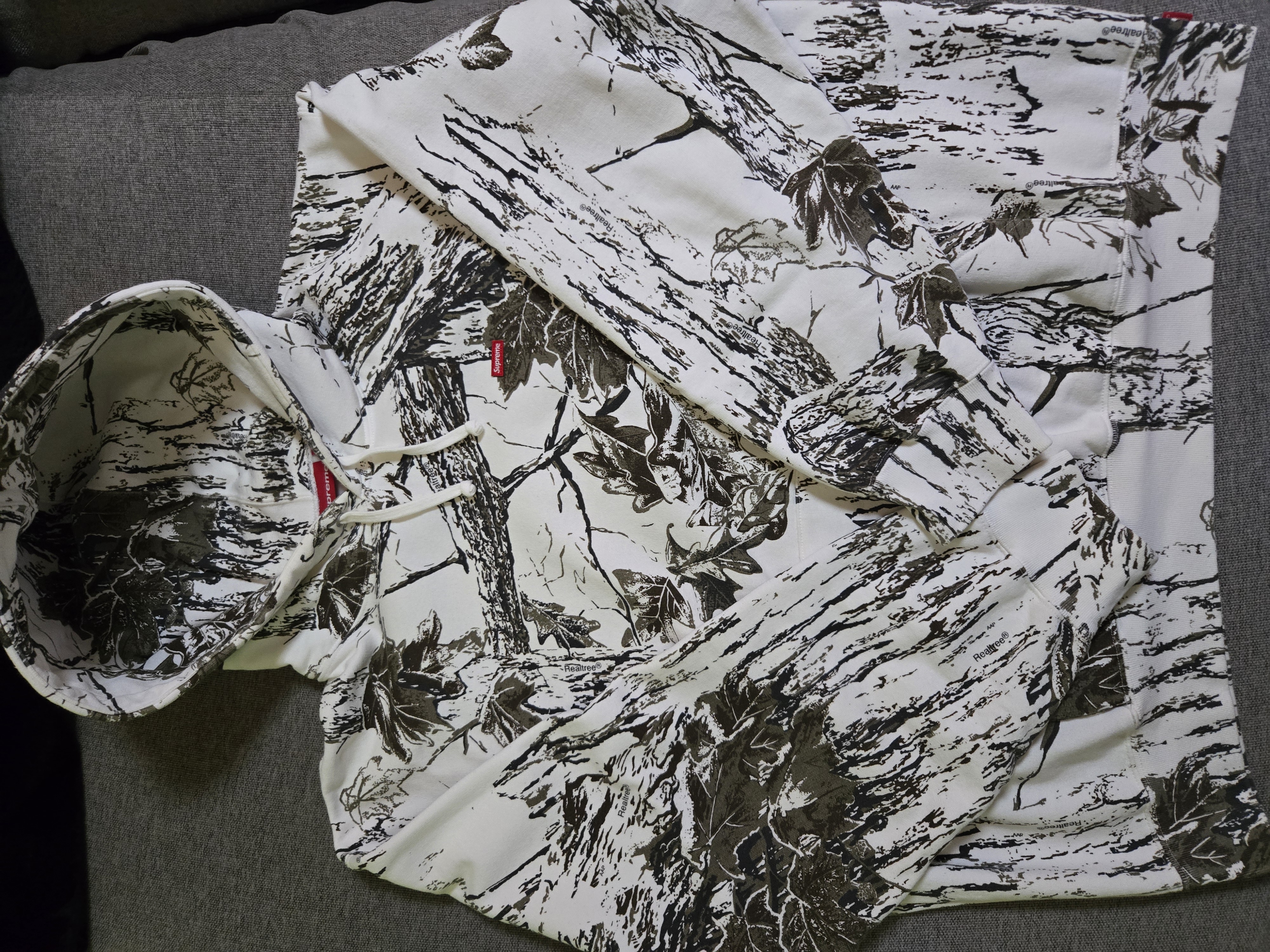 Supreme Small Box Hooded Sweatshirt 