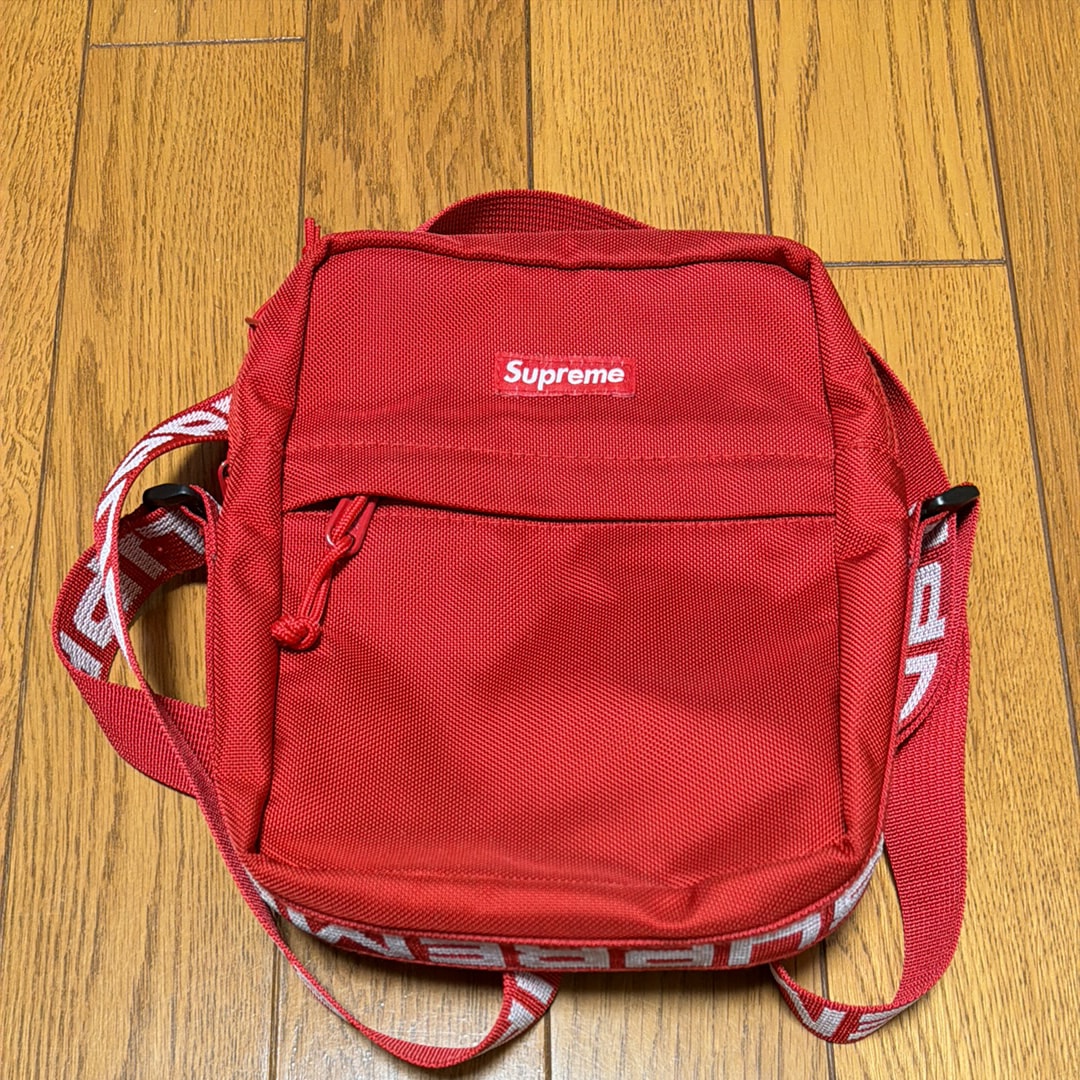 Supreme 18SS Shoulder Bag 