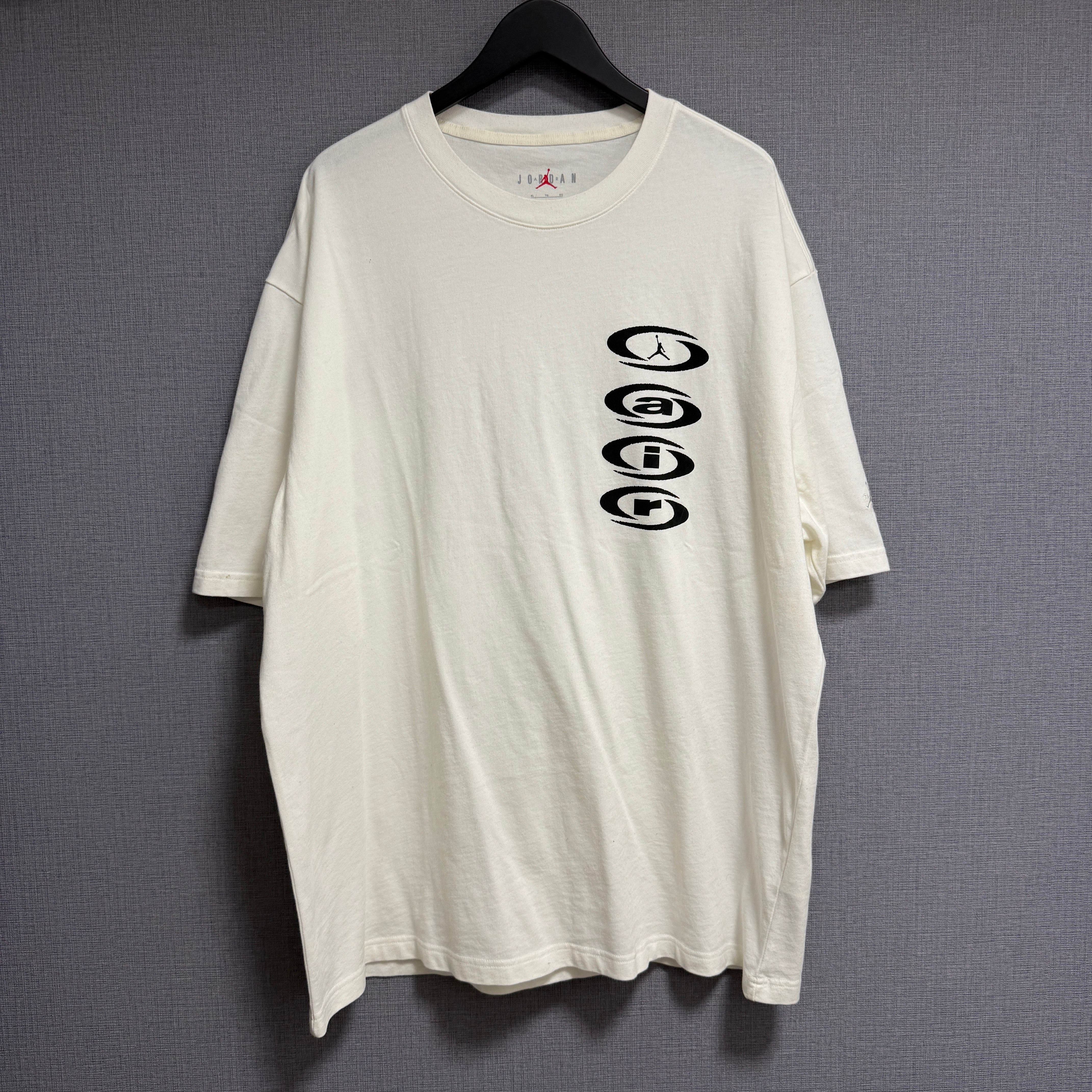 ナイキ ジョーダン x トラヴィススコット エア Tシャツ "ホワイト" DZ5514-133