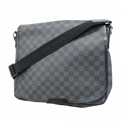 【6fb2829】ルイヴィトン ショルダーバッグ ダミエ・グラフィット ダニエルMM N58029 ブラック グレー【中古】メンズ