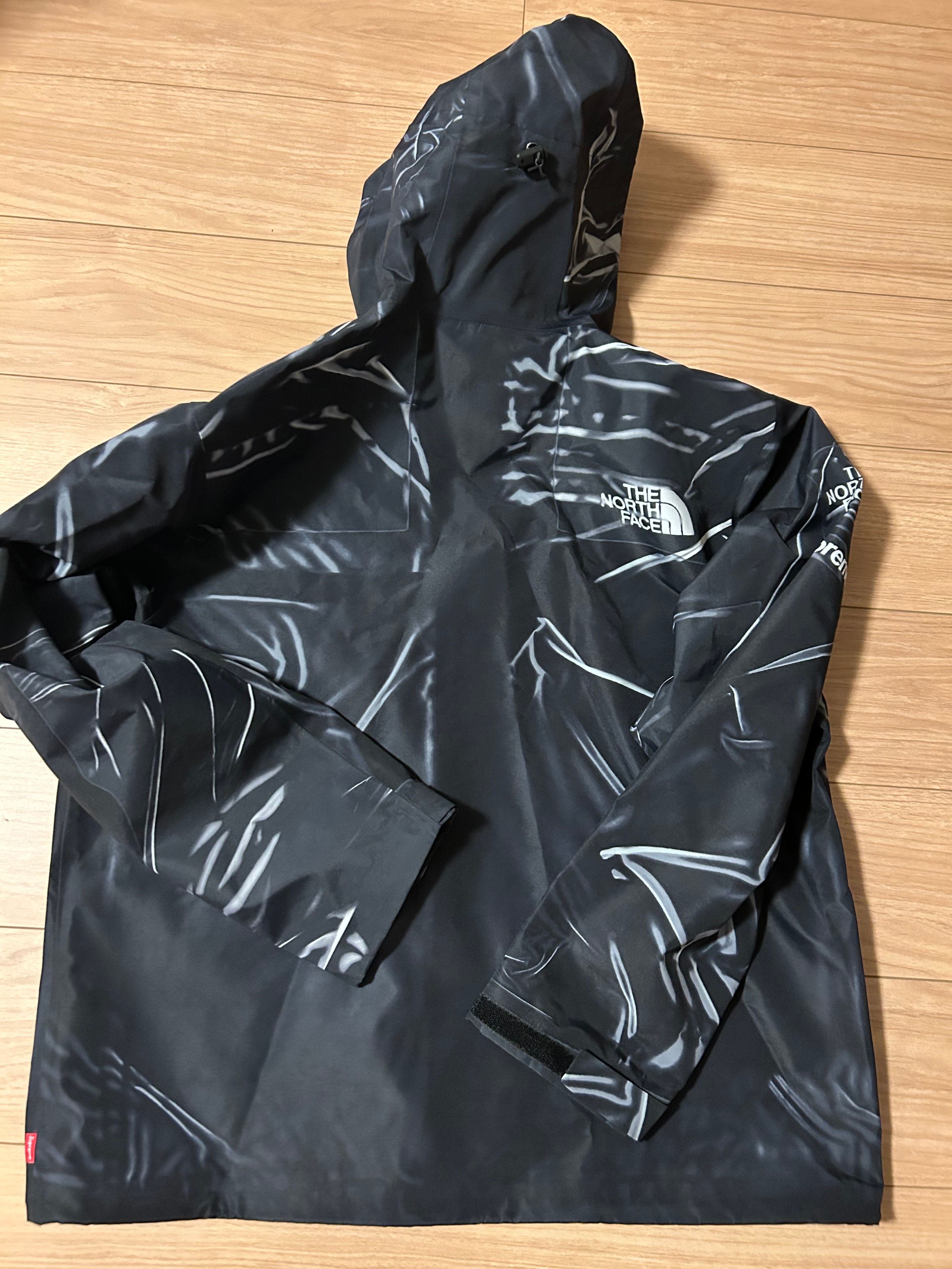 Supreme x The North Face Trompe Loeil Printed Taped Seam Shell Jacket "Black"