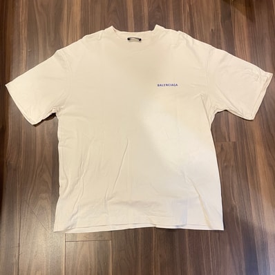 バレンシアガ ロゴTシャツ