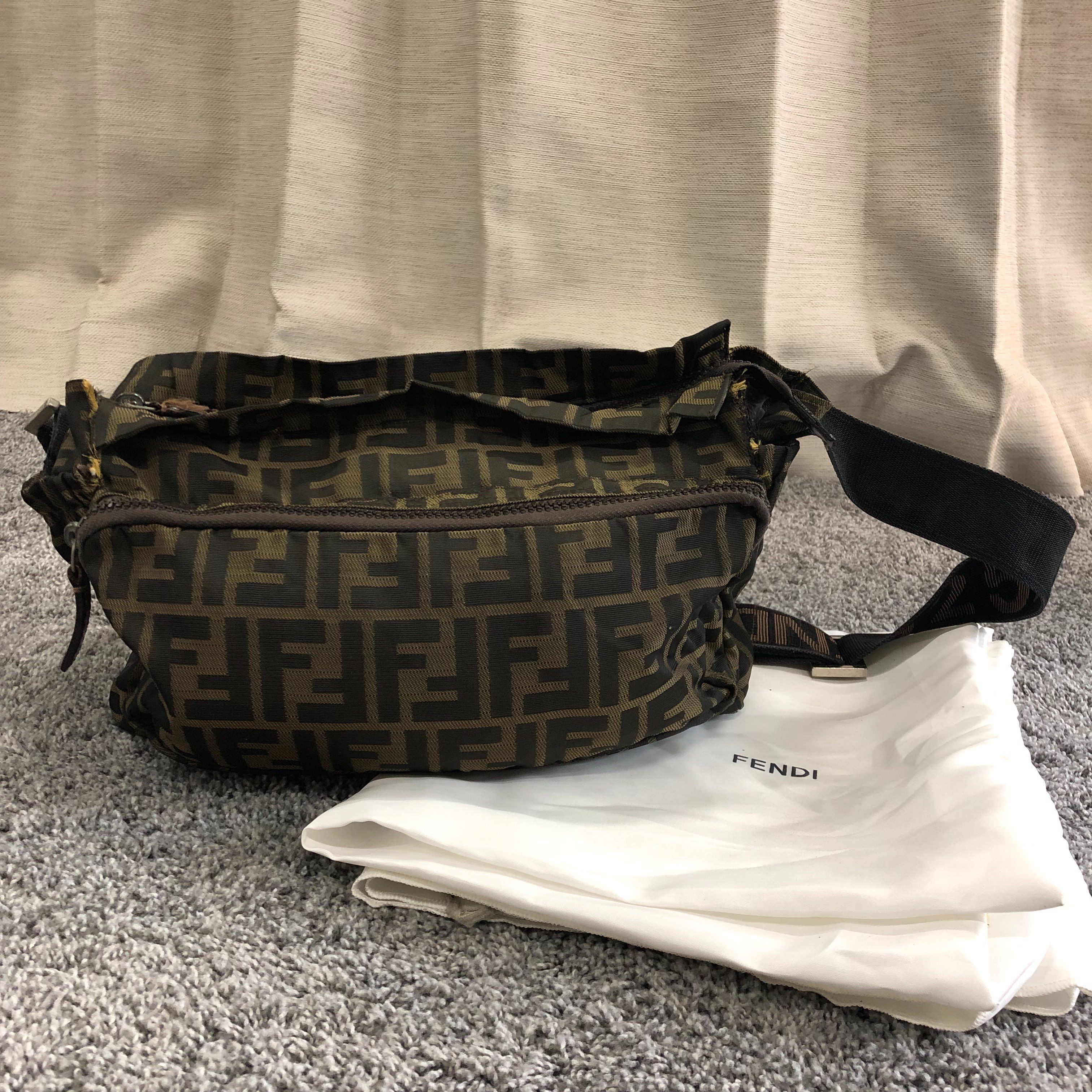 FENDI ズッカ ショルダー