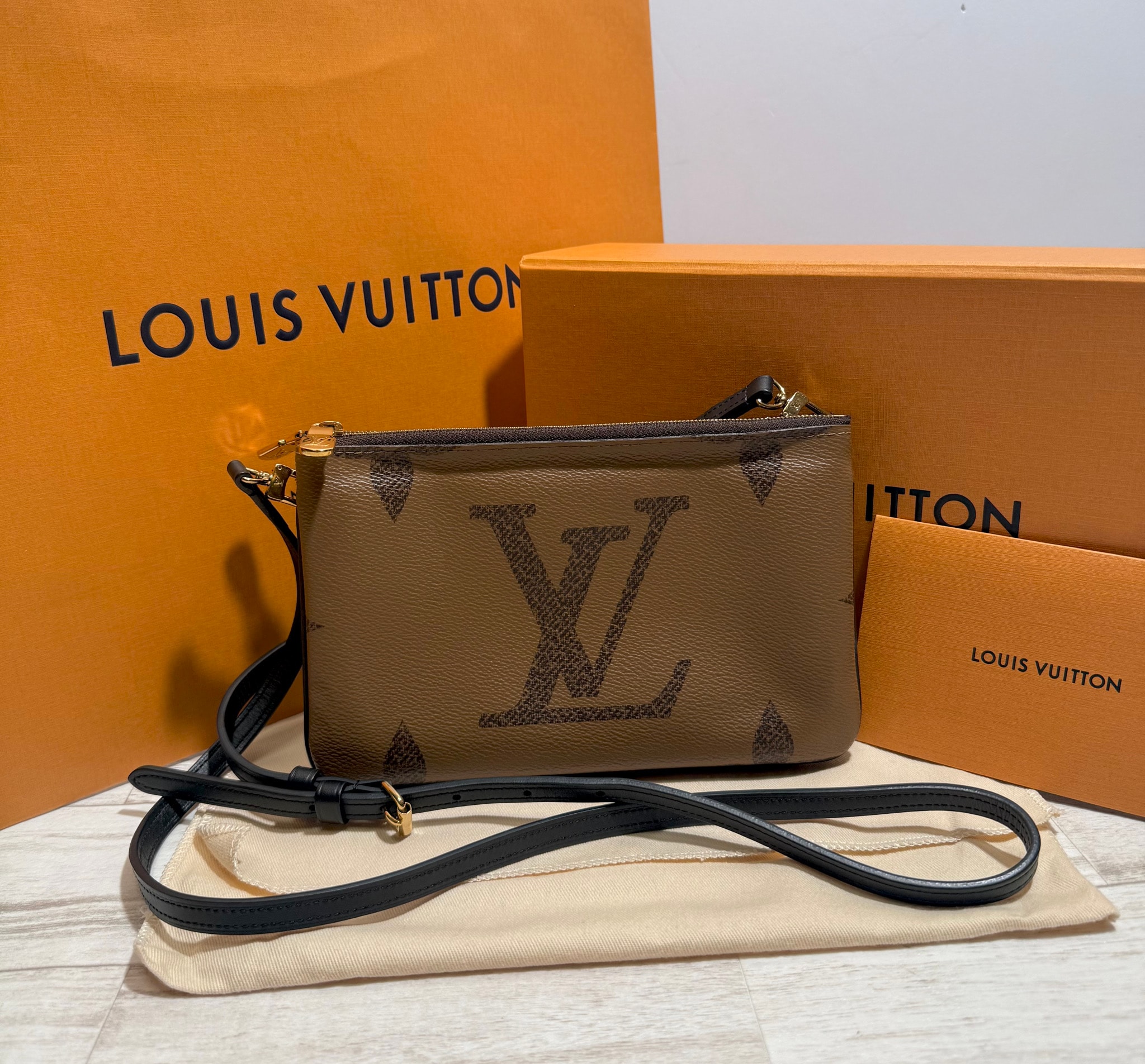 Louis Vuitton Monogram Double Zip Pochette