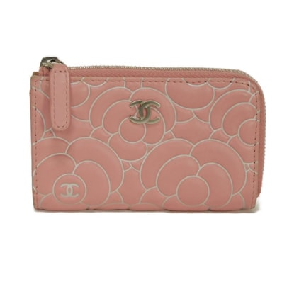 CHANEL シャネル カメリア L字 ファスナー コインパース フラワー エンボス メタリック シルバー カーフ CCマーク キーリング ココマーク ピンク コインケース A82334