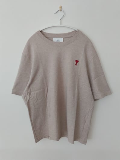AMI PARIS Organic Cotton Heavy Jersey AMI DE COEUR Boxy Fit T-shirt "Heather Light Beige"