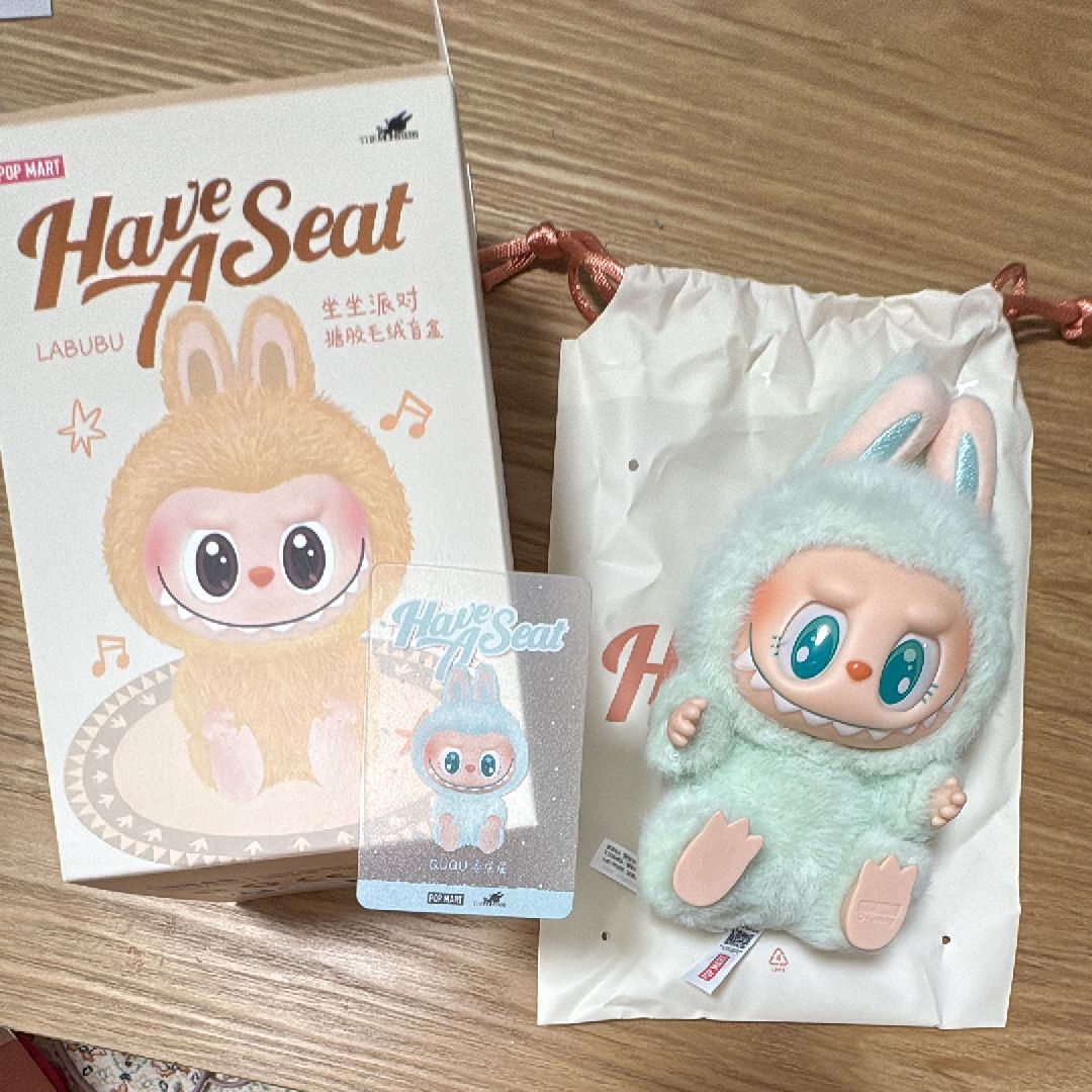 POP MART THE MONSTERS (LABUBU) Have a Seat Plush Series QUQU