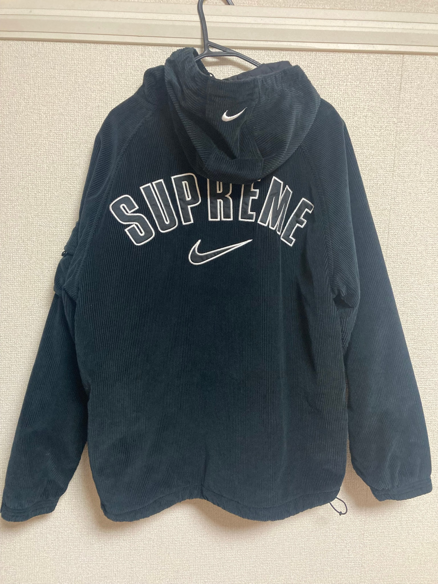 Supreme x Nike Arc Corduroy Hooded Jacket "Black"