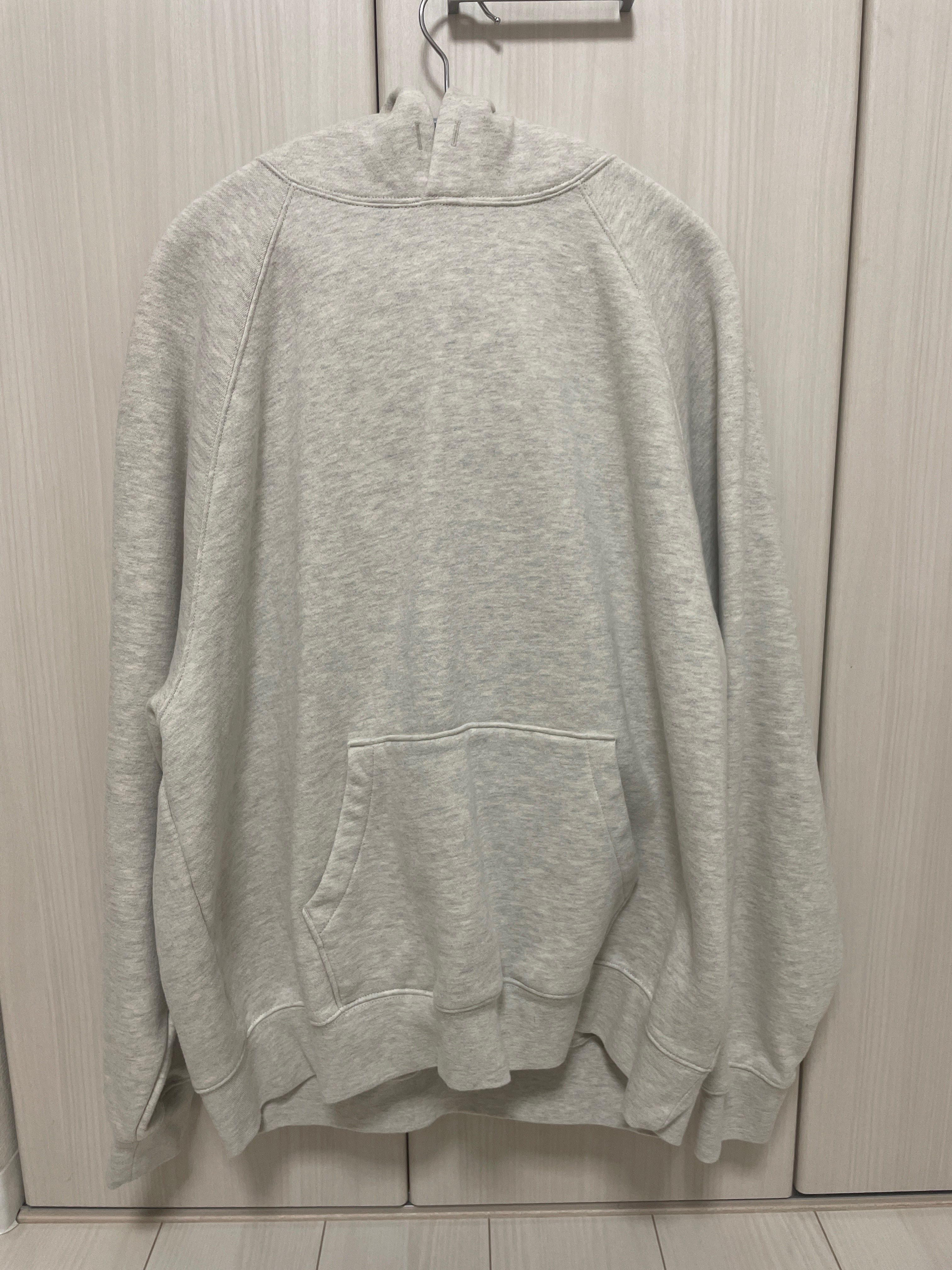 エッセンシャルズ パーカー