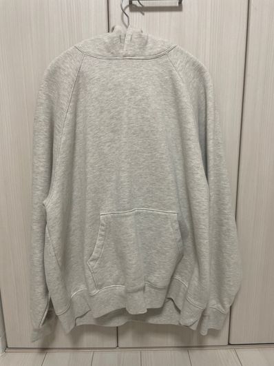 エッセンシャルズ パーカー