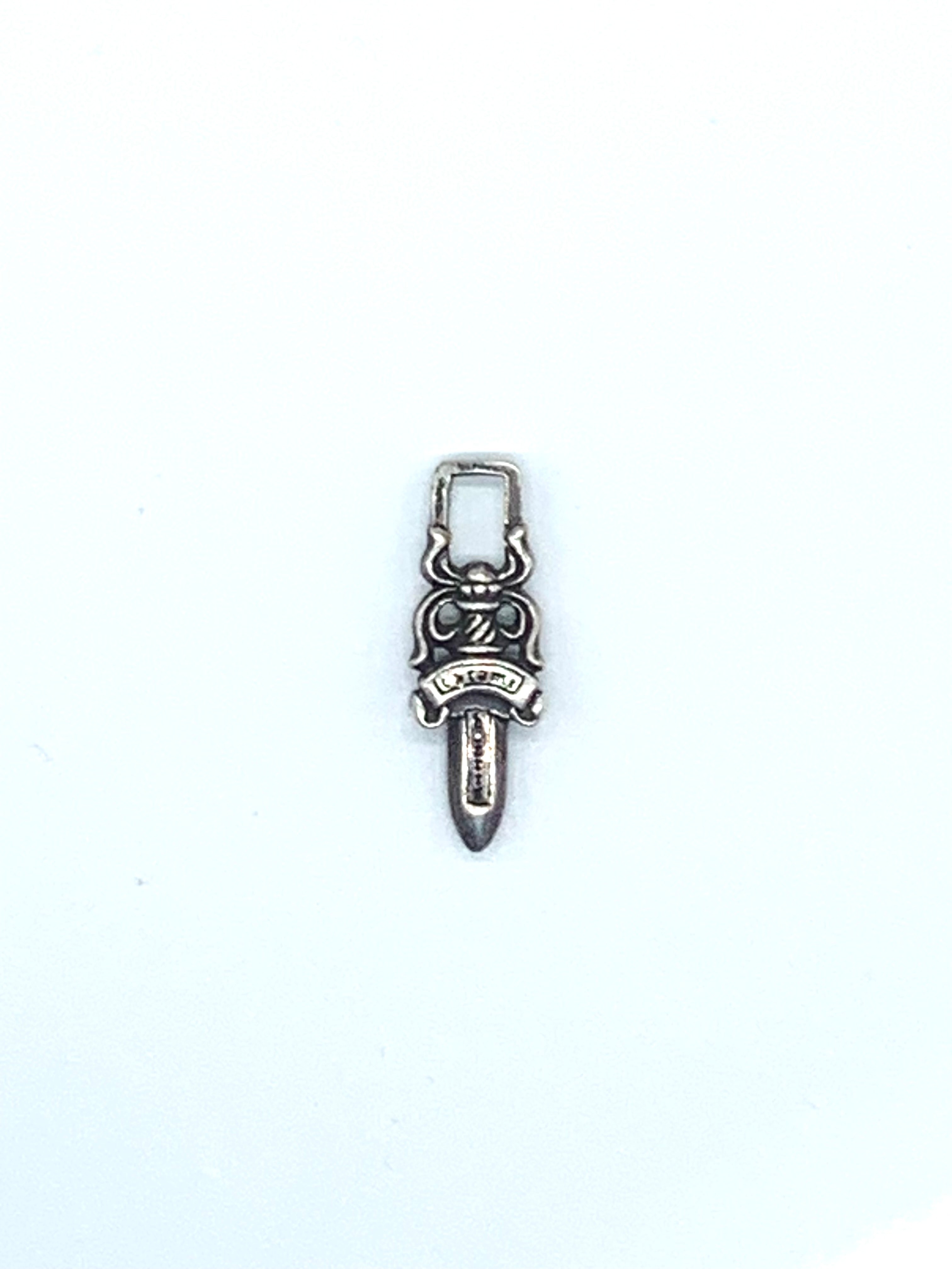 Chrome Hearts #5 Dagger Charm Zip 1 "Silver"