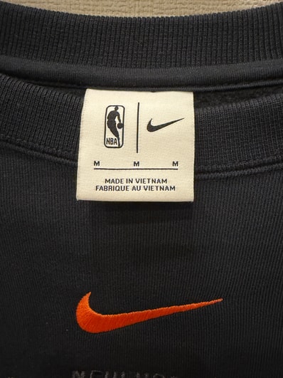 Kith x Nike x New York Knicks Fleece Crewneck "Black"