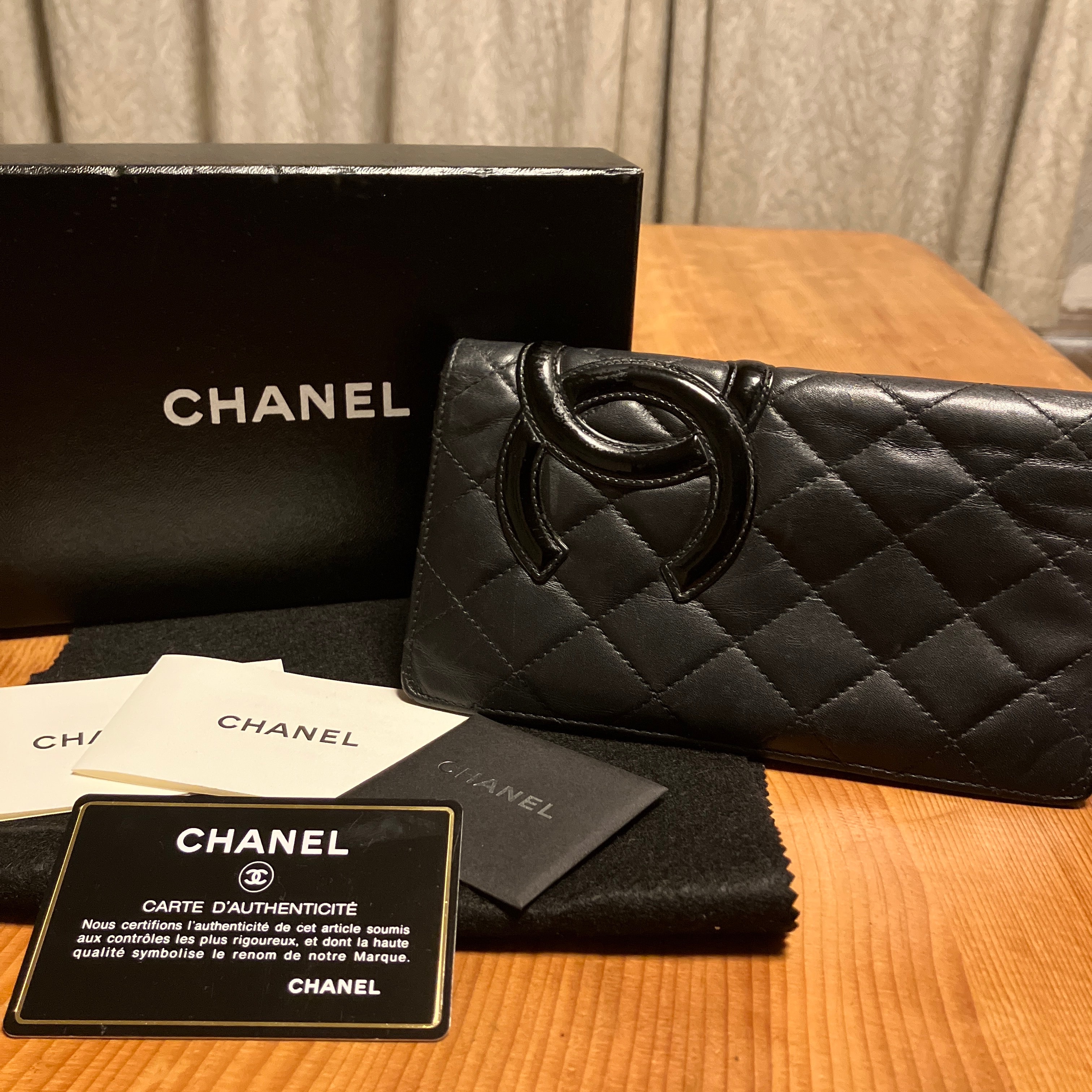 送料無料，定番 CHANEL シャネル マトラッセ カンボンライン 長財布 黒