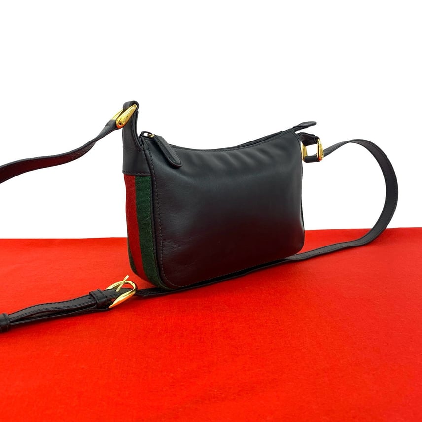 B (目立った傷や汚れなし)】GUCCI グッチ シェリーライン レザー B (目立った傷や汚れなし)】GUCCI グッチ シェリーライン レザー