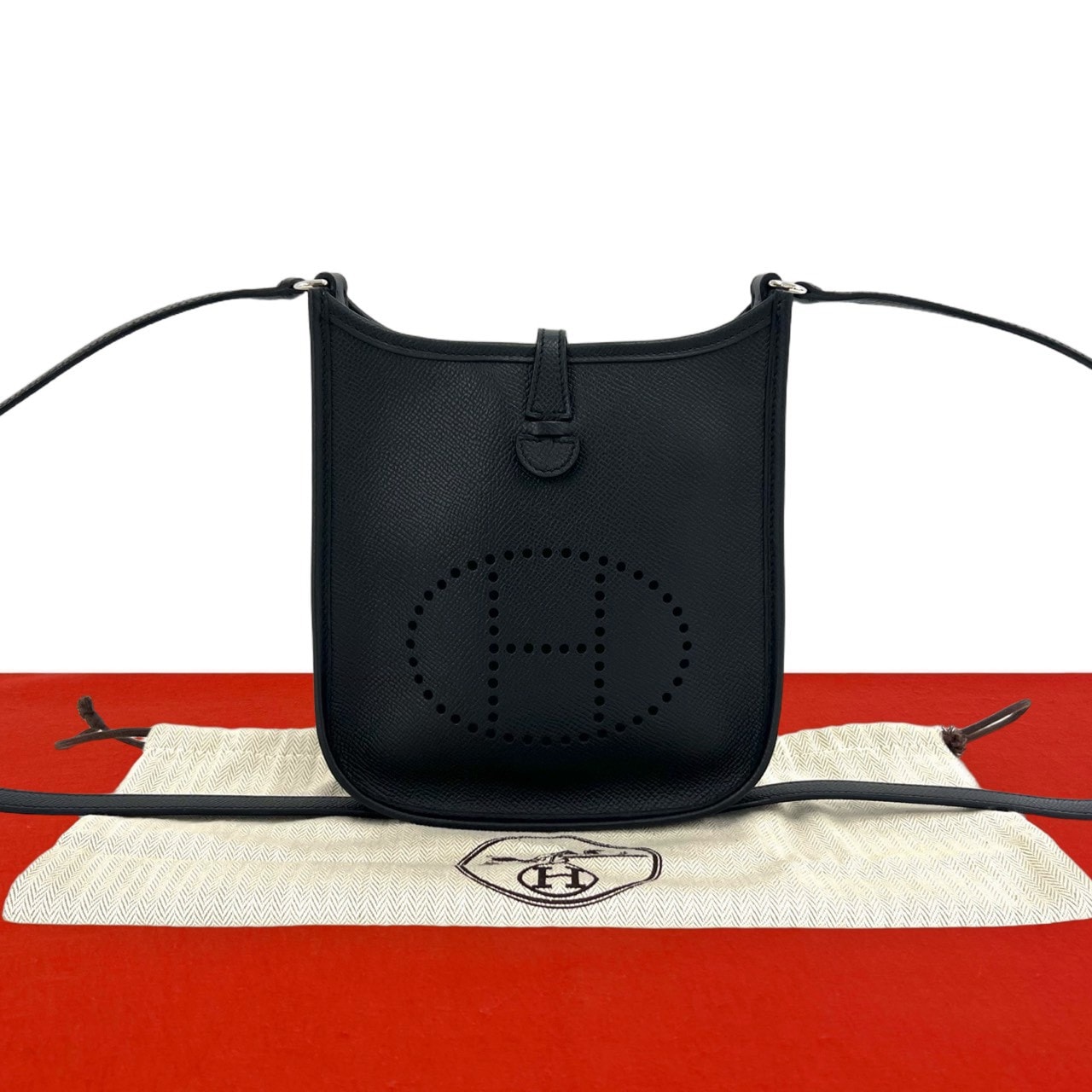 HERMES エルメス エヴリン TPM ヴォーエプソン ショルダーバッグ ブラック
 34250