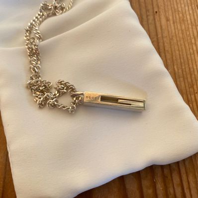 GUCCI Knot Necklace Long Pendant