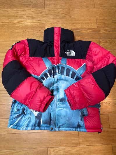 Supreme x The North Face Statue of Liberty Baltoro Jacket "Red"