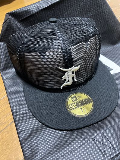 FEAR OF GOD ESSENTIALS New Era Fitted Cap (FW20) "Black"