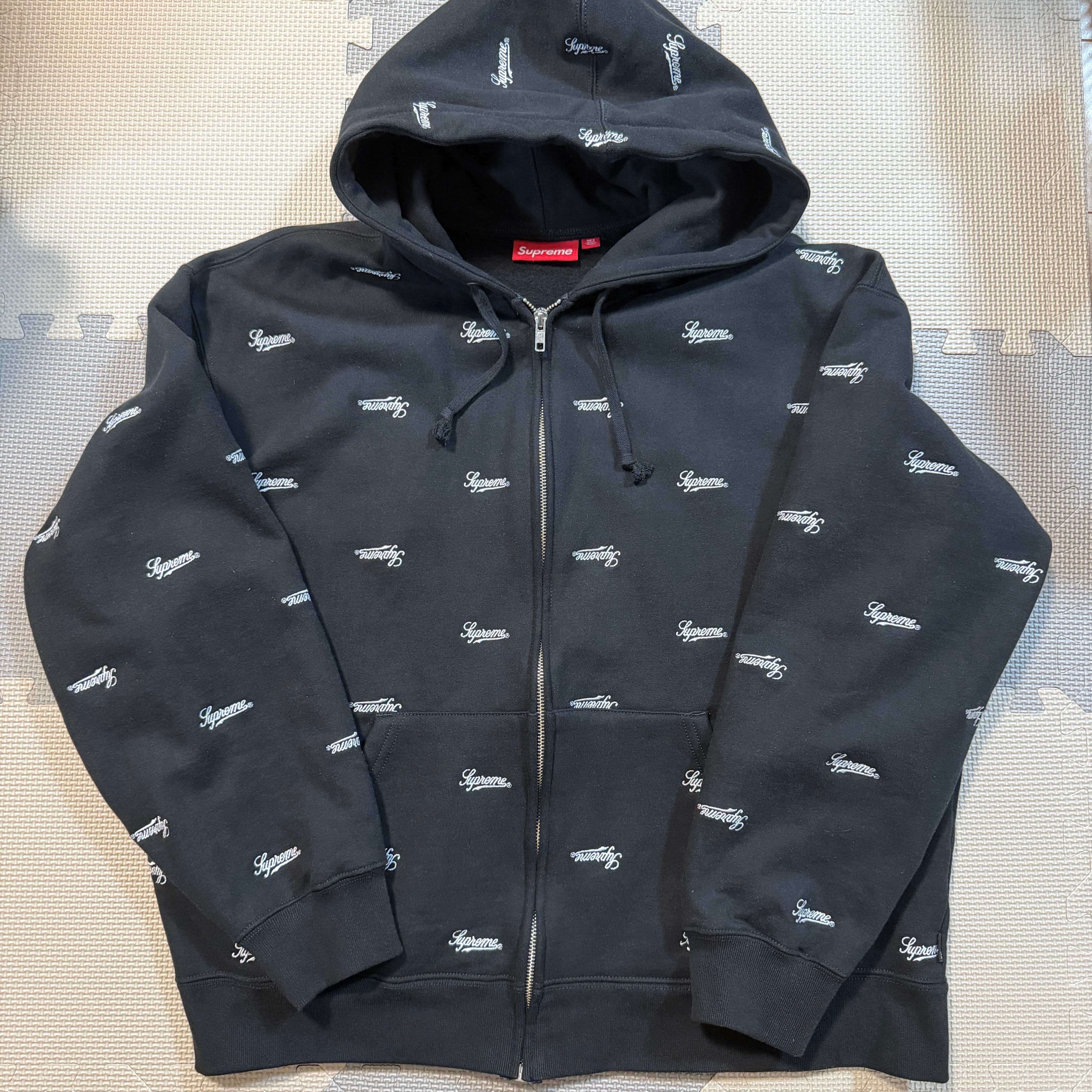 Supreme Repeat Script Zip Up Hooded Sweatshirt "Black"