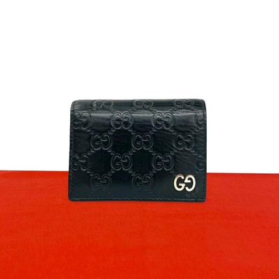 GUCCI グッチ GG ロゴ 金具 グッチシマ レザー 二つ折り財布 ブラック
22954