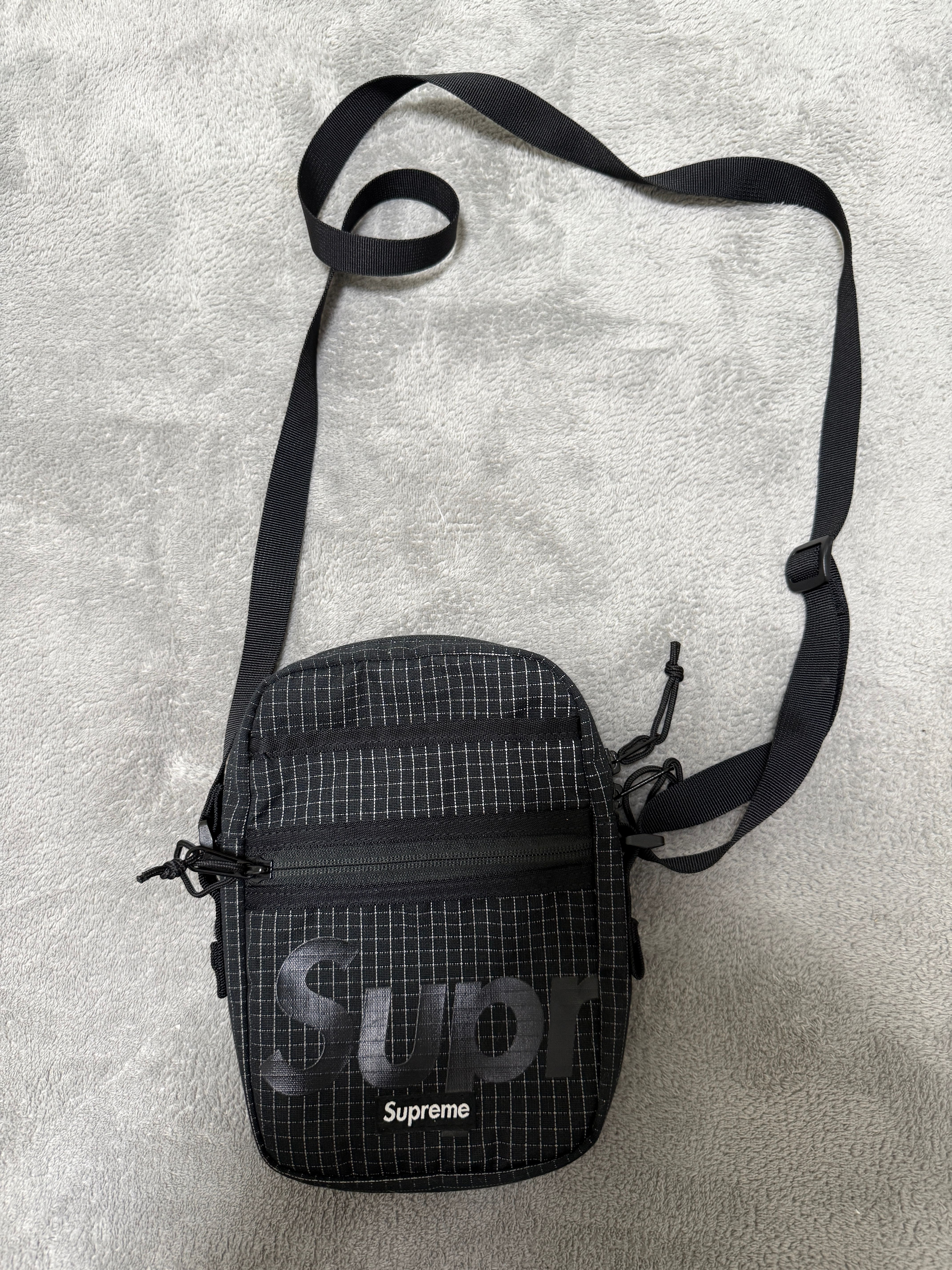Supreme Shoulder Bag "Black" (24SS)