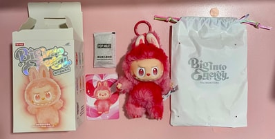 POP MART THE MONSTERS (LABUBU) Big into Energy Series Plush Pendant LOVE