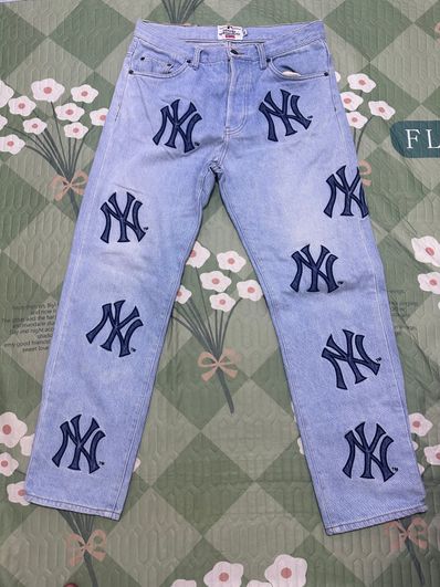 Supreme New York YankeesTM Regular Jean "Blue"