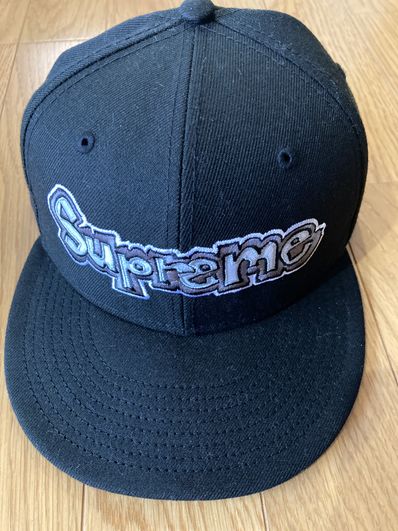 Supreme Gonz Logo New Era® "Black"