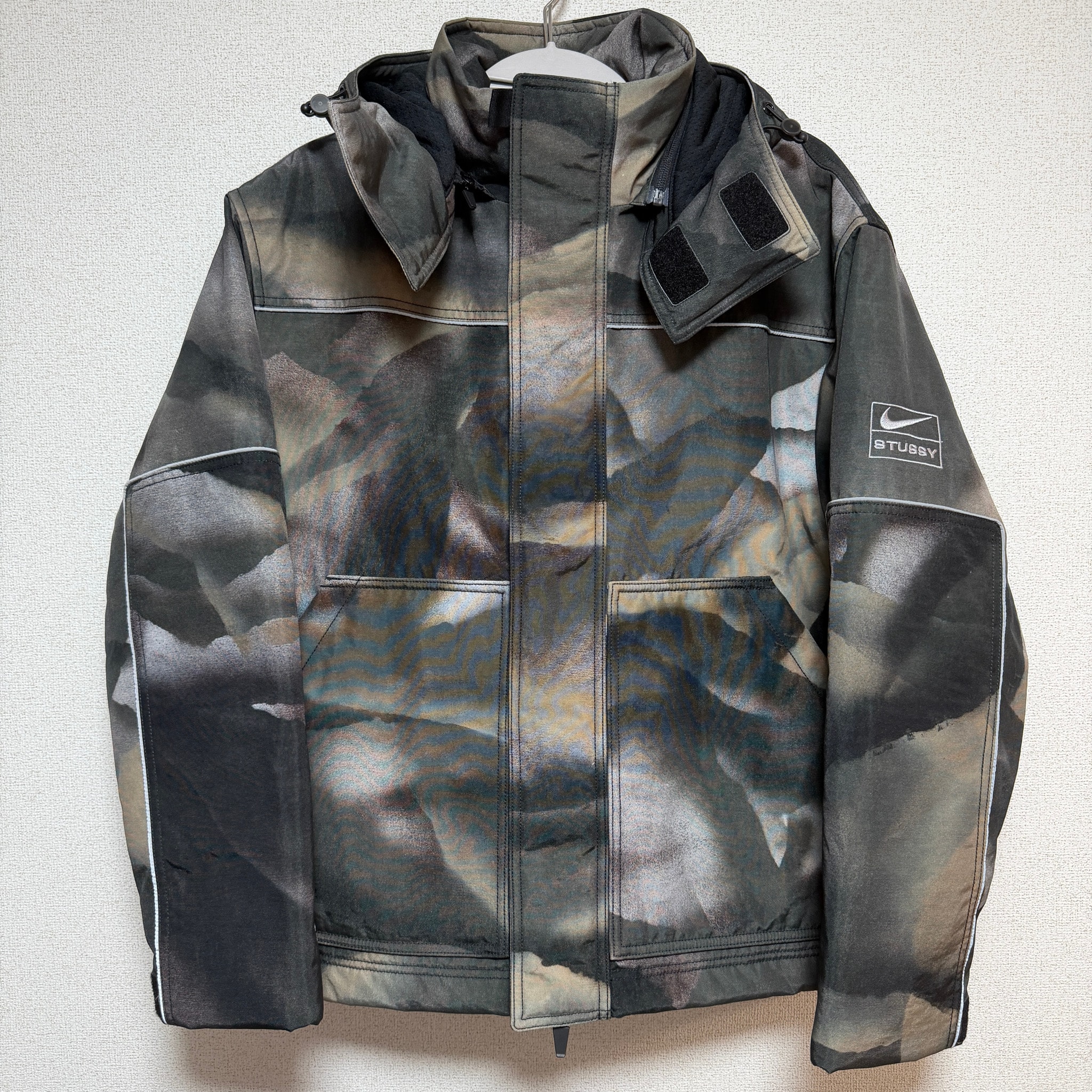 Stussy x Nike Primaloft Utility Jacket (US Size) "Multi" HQ8520-900