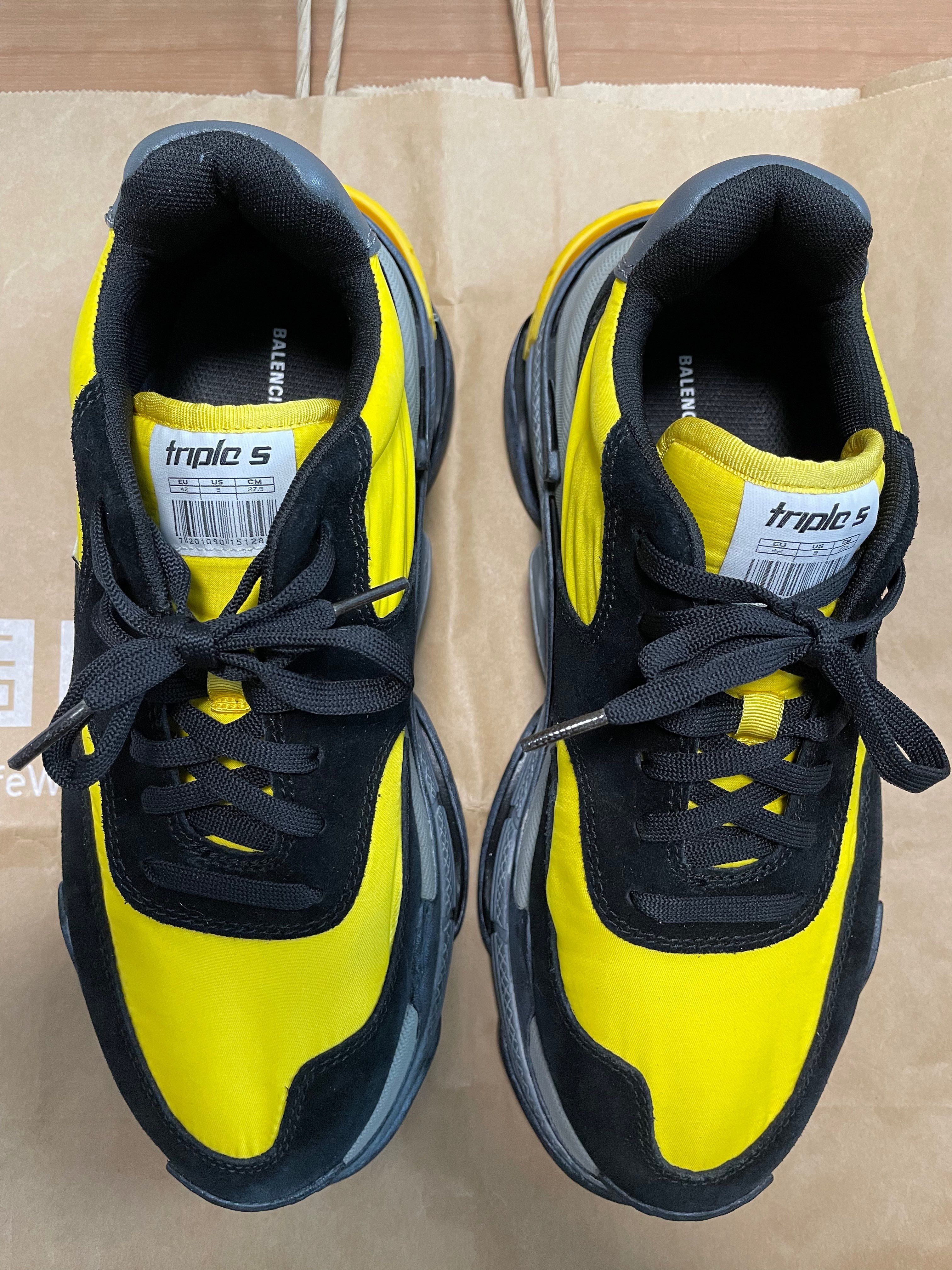 バレンシアガ triple s ブラック/イエロー