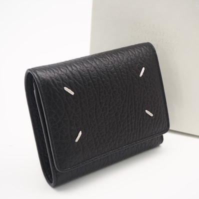 美品 MAISON MARGIELA メゾンマルジェラ グレインレザー 4ステッチ スリーフォールドウォレット SA3UI0010 三つ折り財布 ブラック カーフレザー メンズ