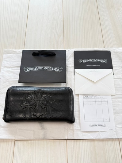 値下げ交渉可能 / 正規品!CHROME HEARTS クロムハーツ セメタリークロスウォレット 財布