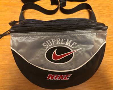 Supreme / Nike Shoulder Bag "Silver"