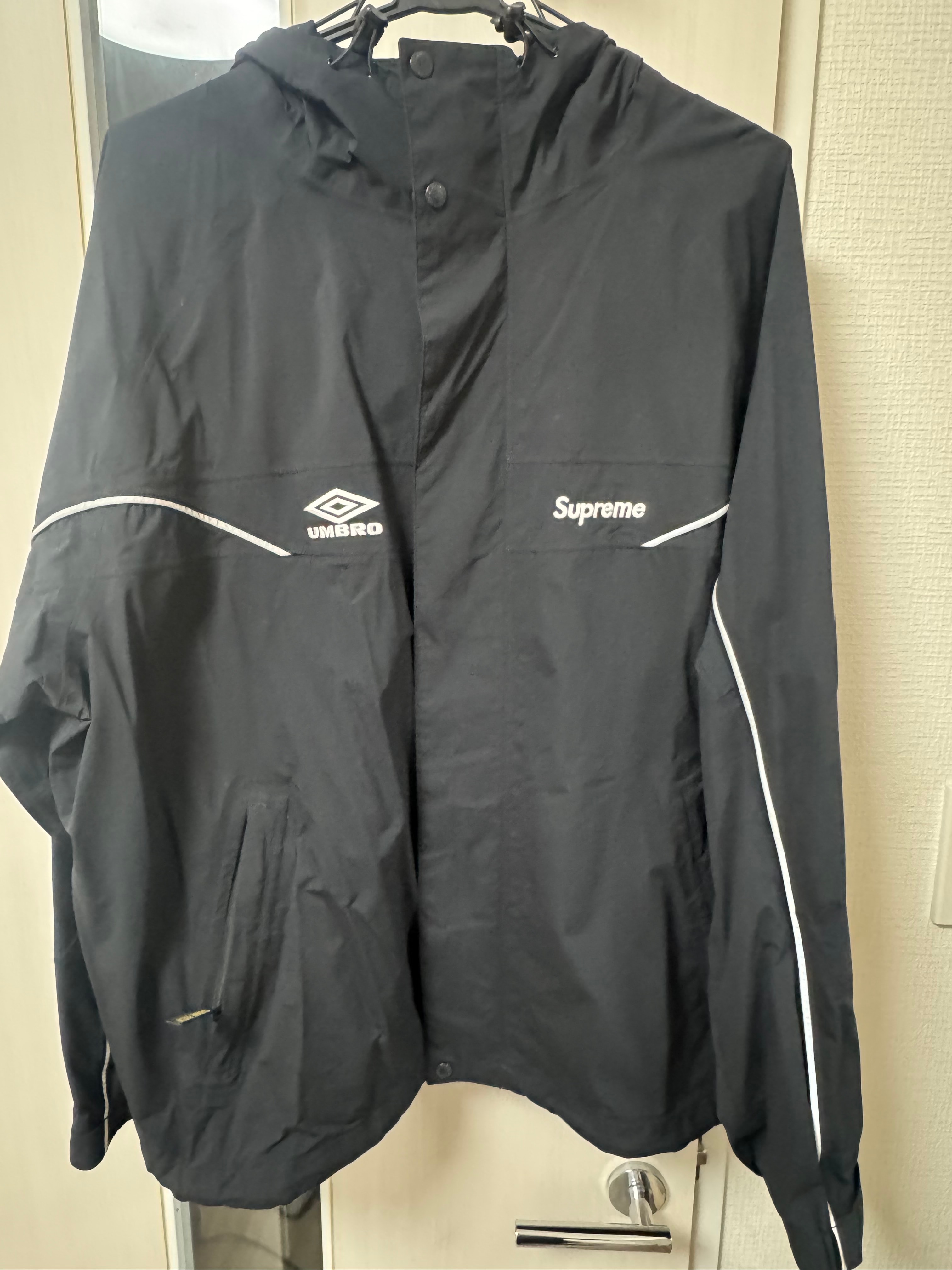 Supreme x Umbro GORE-TEX Hooded Jacket "Black"