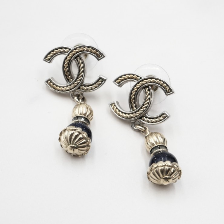 CHANEL(シャネル)メティエダール ココマーク ピアス アーカイブ ブルーストーン スイング ゴールド シルバー バイカラー レディース 【中古】