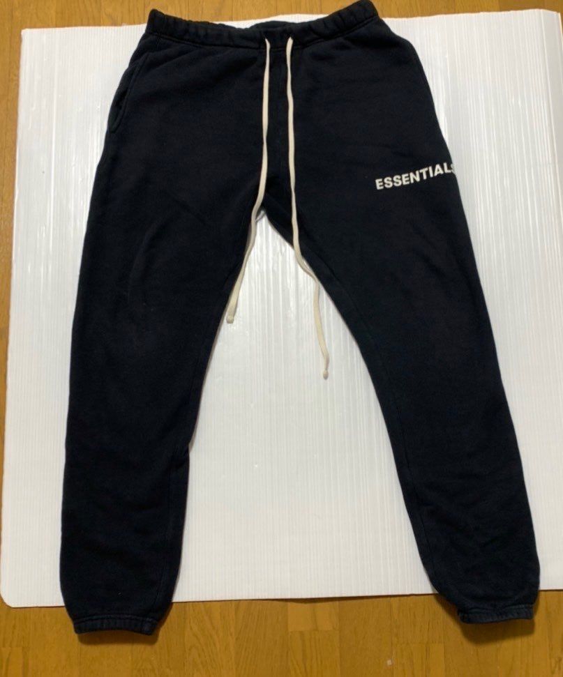 FEAR OF GOD Essentials Graphic Sweatpants "Black"