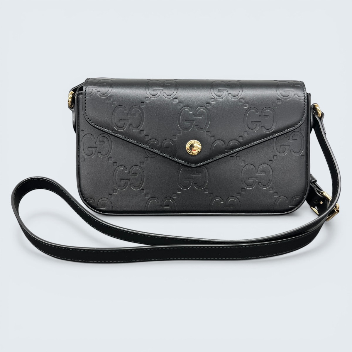 GUCCI 展示品級美品 グッチ GG SUPER MINI GG スーパー ミニ エンボス ショルダーバッグ 772794 レザー ブラック クロスボディ ポシェット 型押し ダブルG SAランク 中古 鑑定済 グッチバッグ