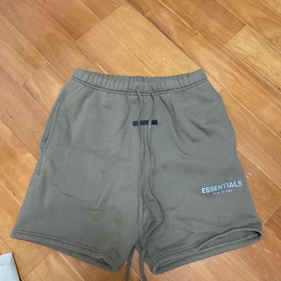 FEAR OF GOD ESSENTIALS SWEATSHORT "Harvest"