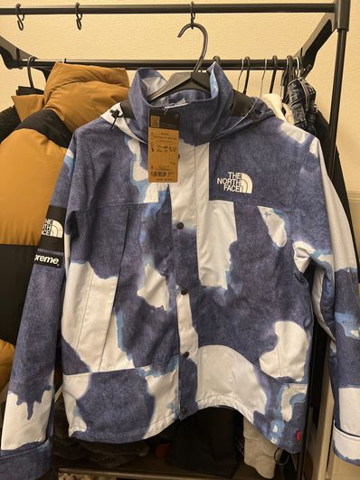 Supreme x The North Face Bleached Denim Print Mountain Jacket "Indigo"
