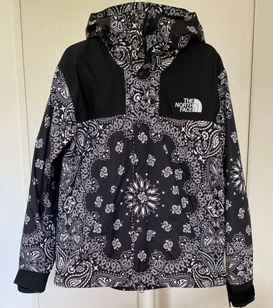 Supreme The North Face Bandana Mountain Parka "Black"