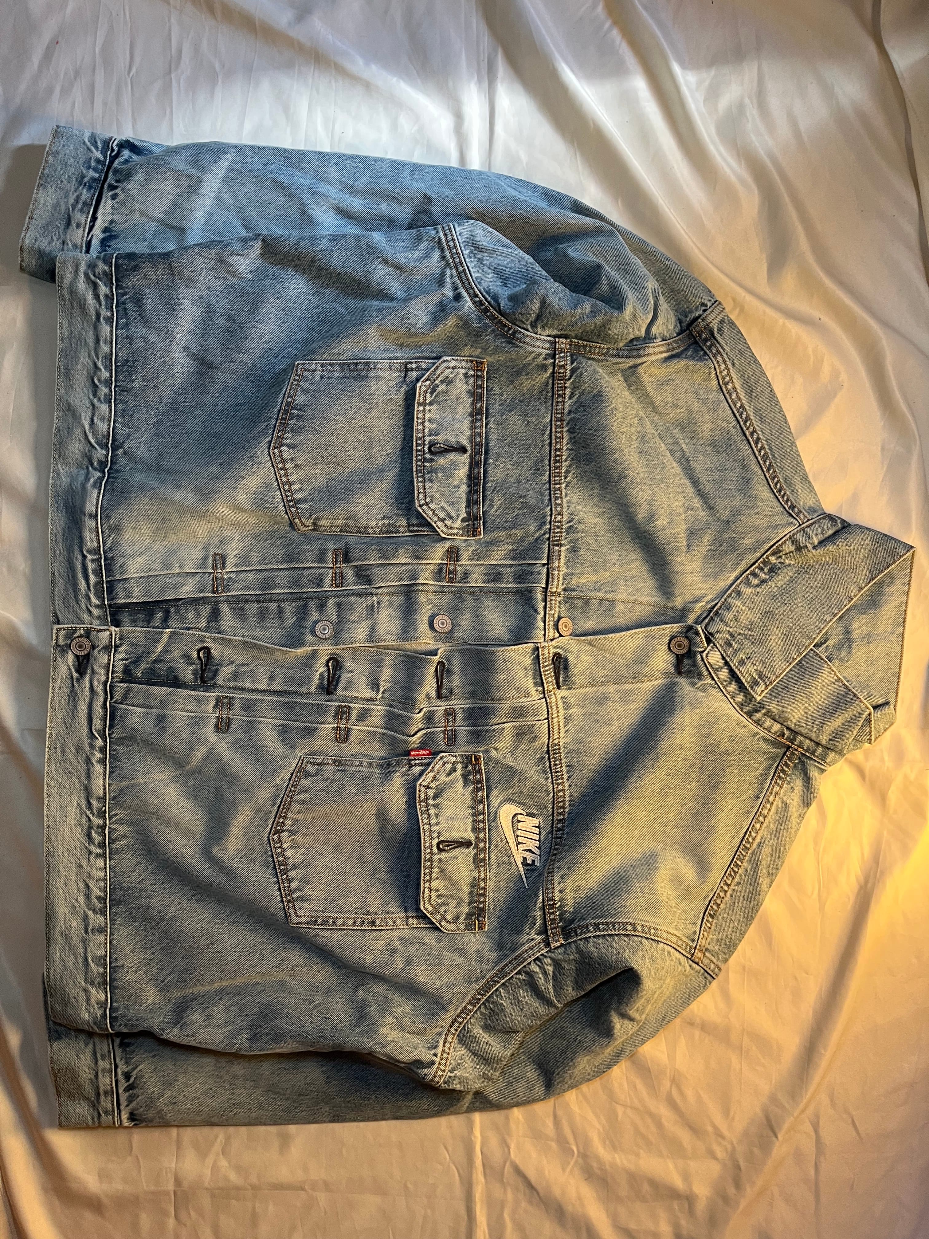 LEVI'S x Nike Denim Trucker Jacket "Light Indigo" 002TM-0000