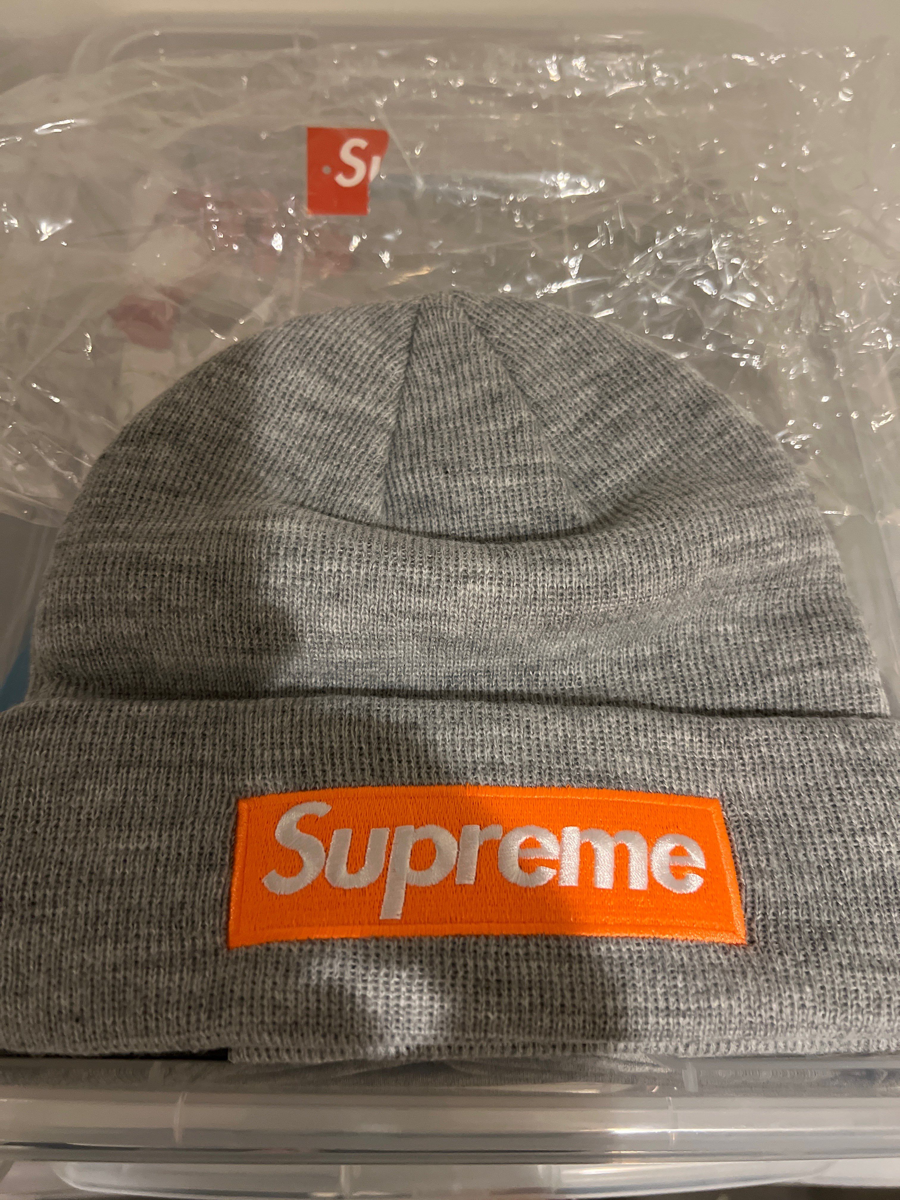 Supreme New Era® Box Logo Beanie "Charcoal" (21FW)