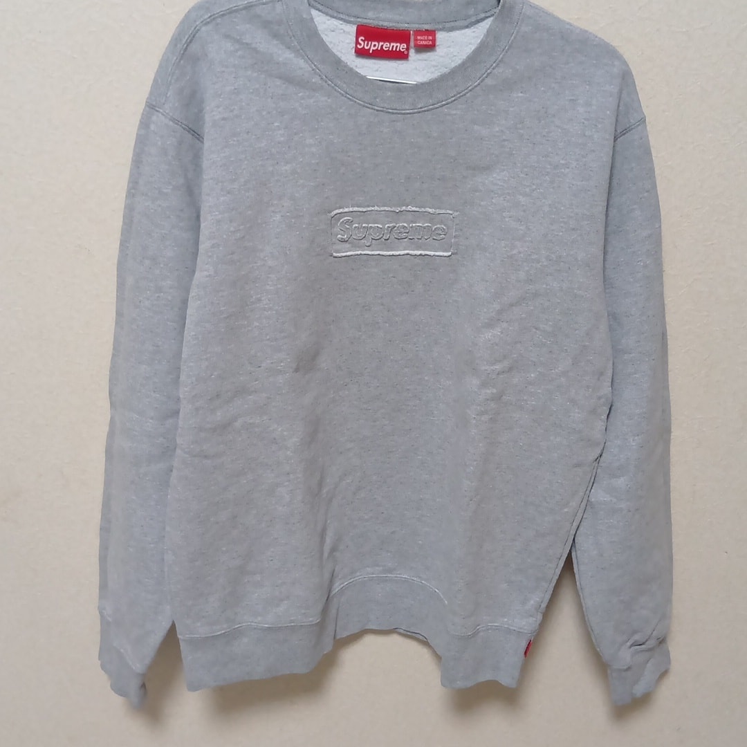 Supreme Cutout Logo Crewneck "Grey"