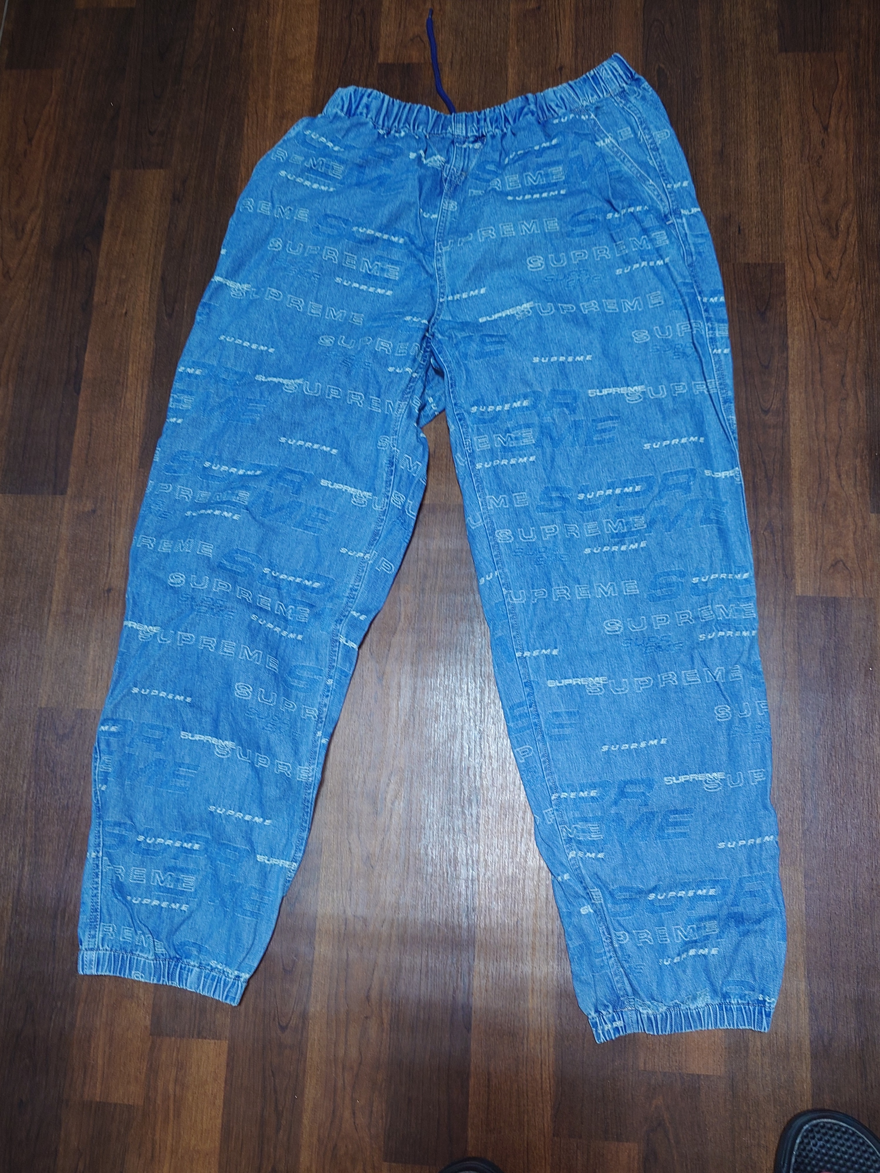 Supreme Vinci Per Noi Soccer Short 