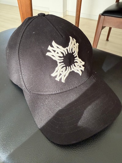 AMIRI MA QUAD CANVAS HAT "BLACK"