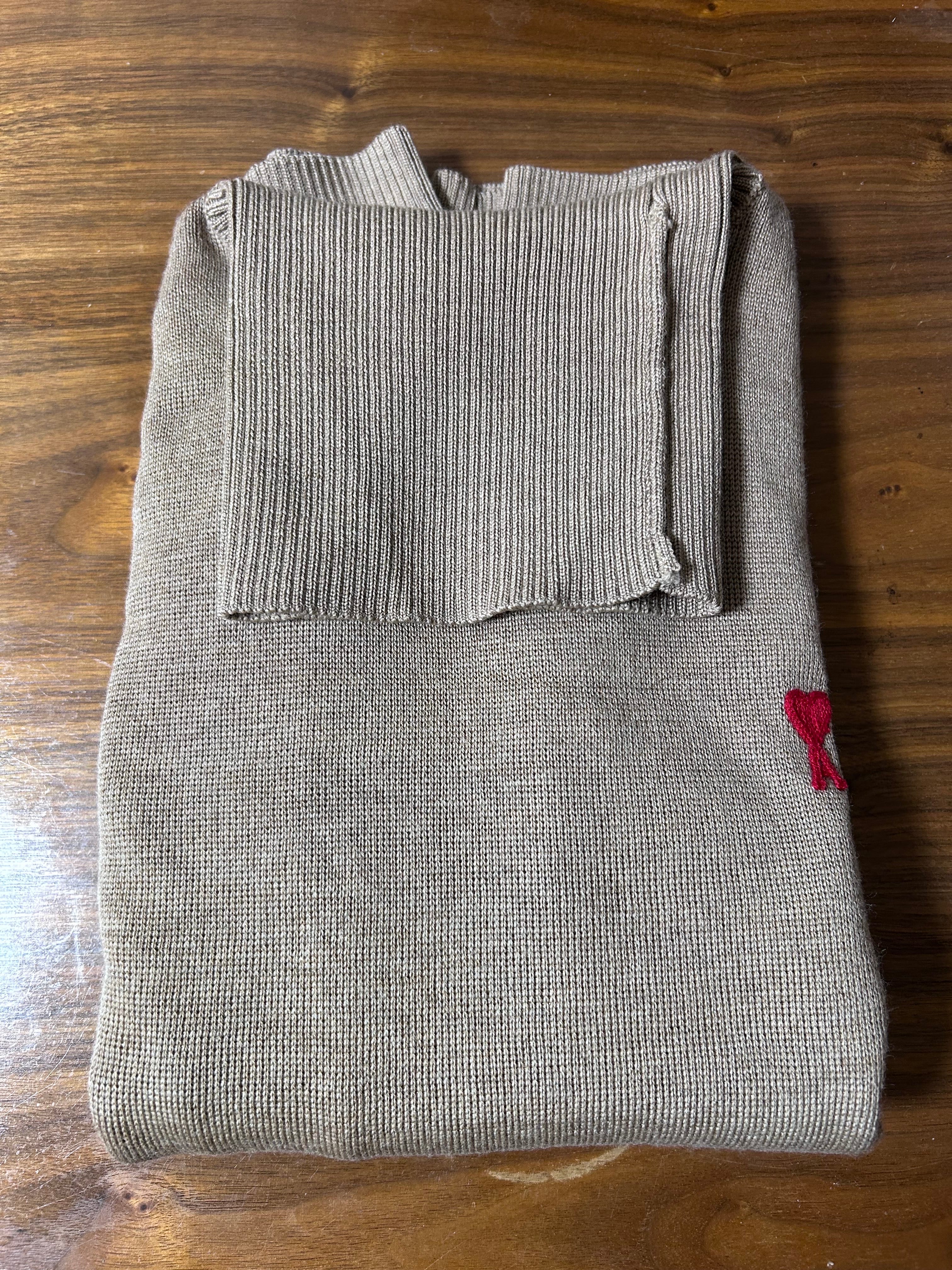 Ami タートルネック ベージュ